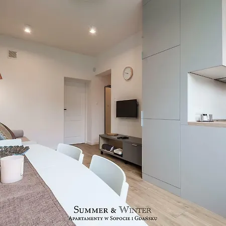 아파트 Family Luxury 1-6, 2 Sypialnie I Studio, 52 M2 그단스크